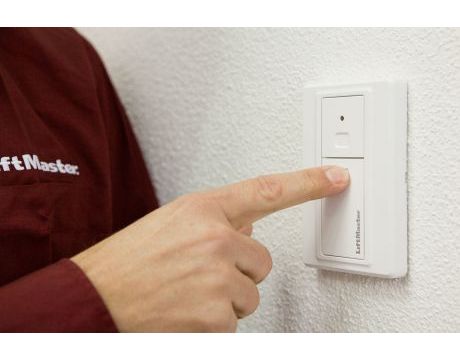 Nástenné diaľkové ovládanie LiftMaster 128EV
